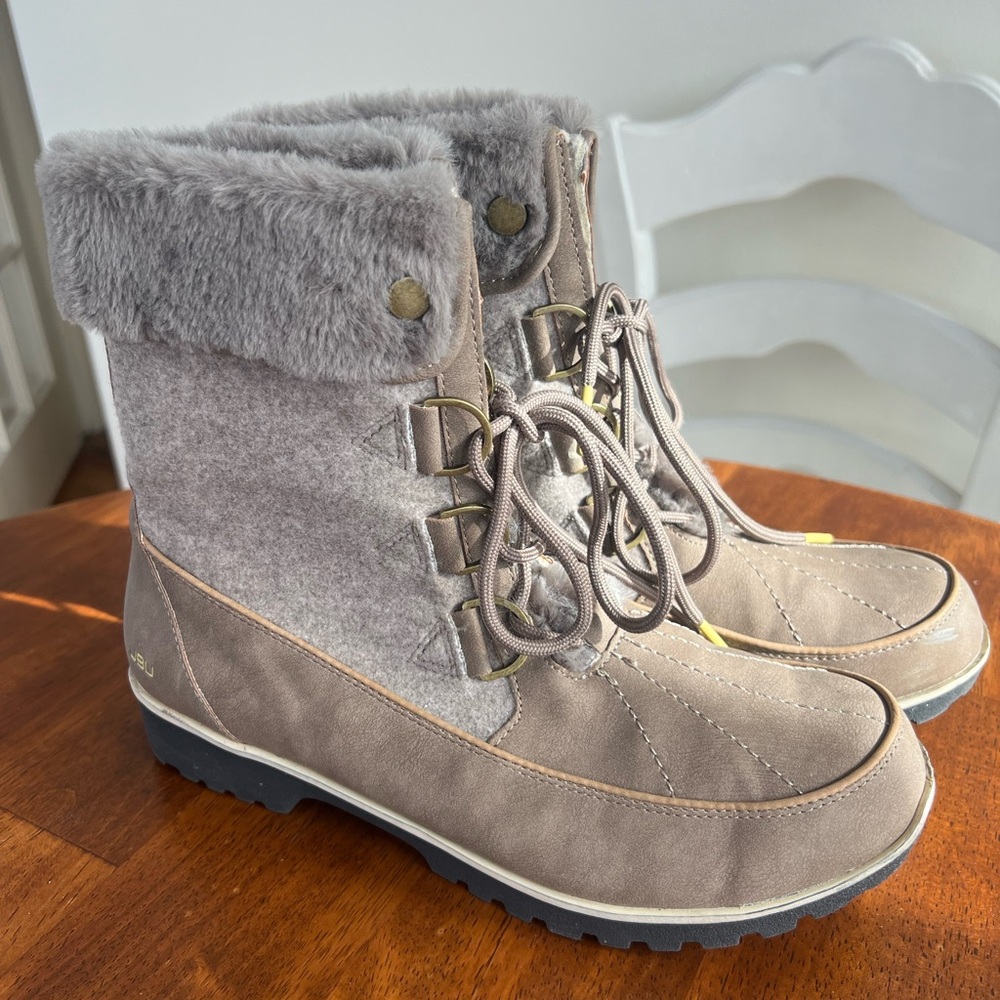 JBU Taupe and Gray Fur Winter Boots size 9